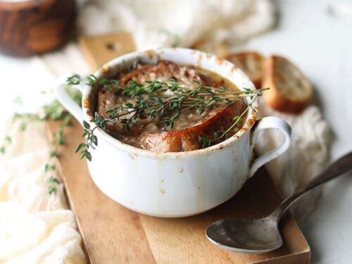 Featured image of post How to Make Traditional French Onion Soup Recipes Gourmet