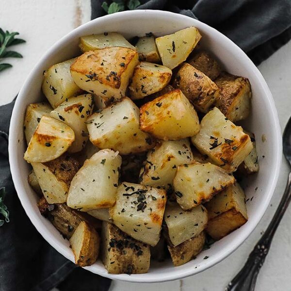 Oven Roasted Potatoes with Garlic and Oregano