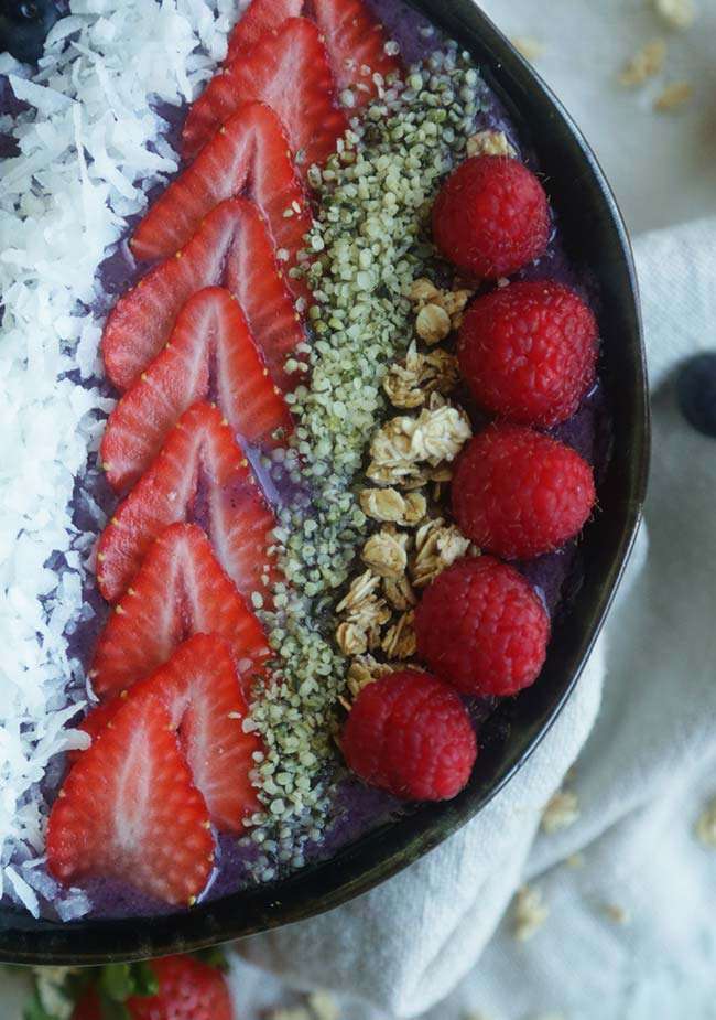 Berry Acai Bowl Recipe with Coconut, Bananas and Hemp Seeds