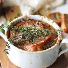 bowl of french onion soup