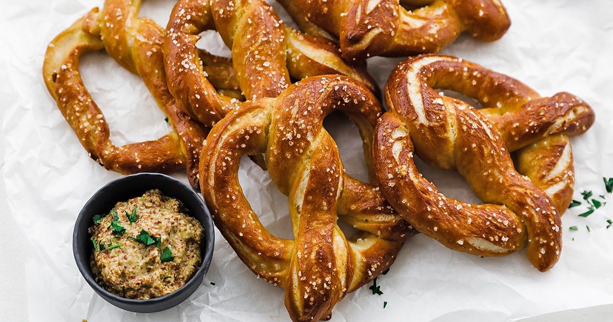 Sourdough Baking Journal: I like soft pretzels and I cannot lye