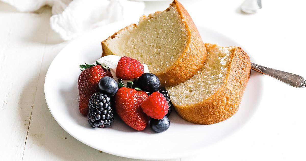 How to Make a Pound Cake with Video - The Bearfoot Baker