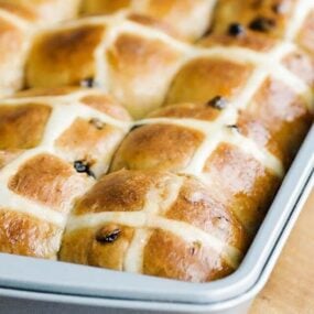 cropped-hot-buns-1.jpg