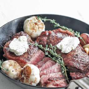 reverse sear steak in a pan