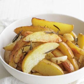 potato wedges in a bowl