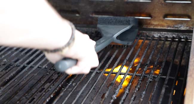 cleaning the grill