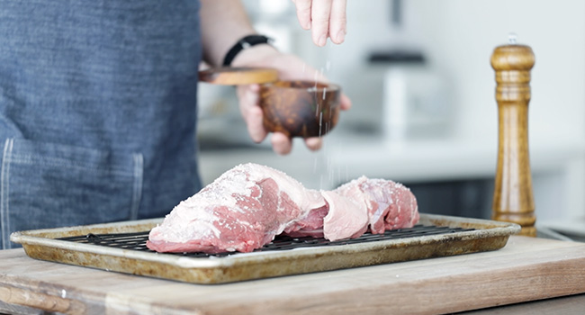 seasoning a boneless leg of lamb