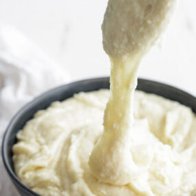 pommes aligot in a bowl