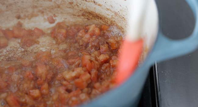 cooking tomatoes with onions