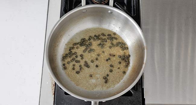 cooking wine with capers and shallots