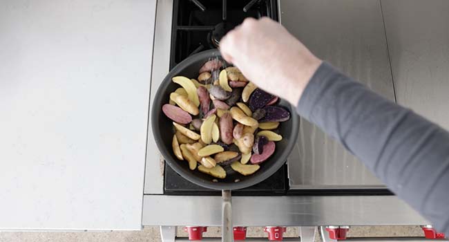 seasoning potatoes