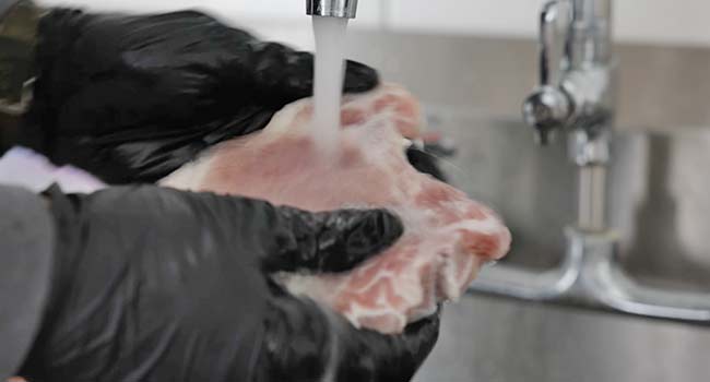 rinsing pork chops