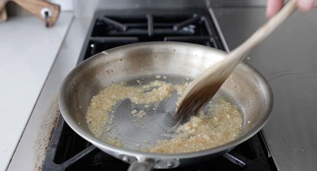 wine with shallots and garlic