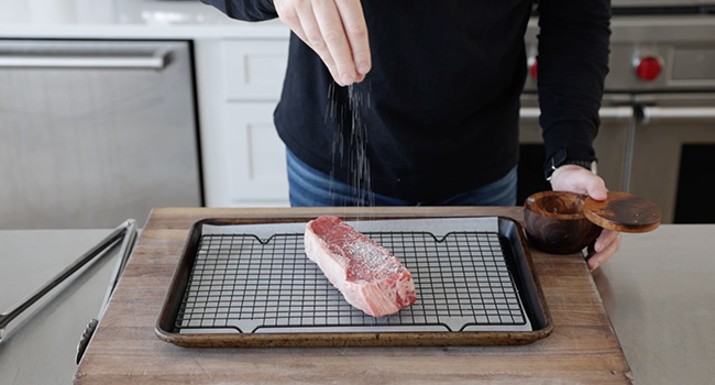 seasoning a steak