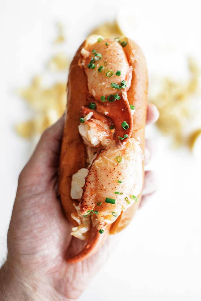 lobster roll with chips