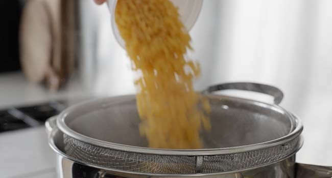 boiling pasta