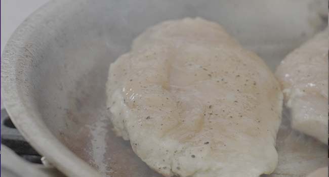 searing chicken