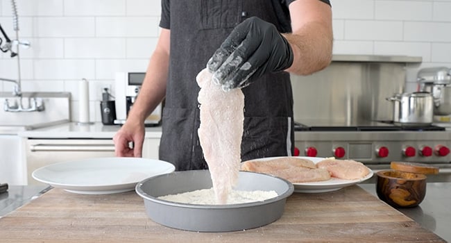 chicken dredged in flour