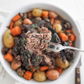 slow cooker pot roast with veggies