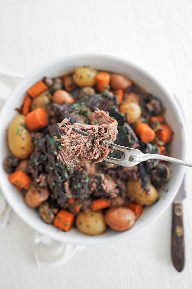 slow cooker pot roast with veggies