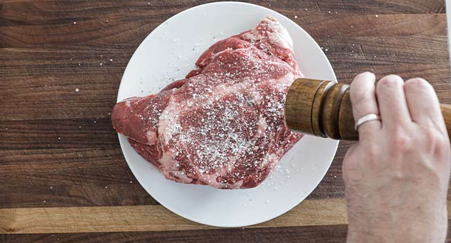 seasoning a patted dry chuck roast