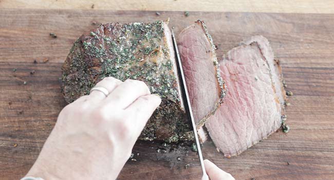 slicing a beef roast