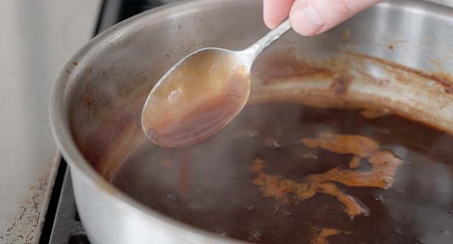 reducing bordelaise sauce