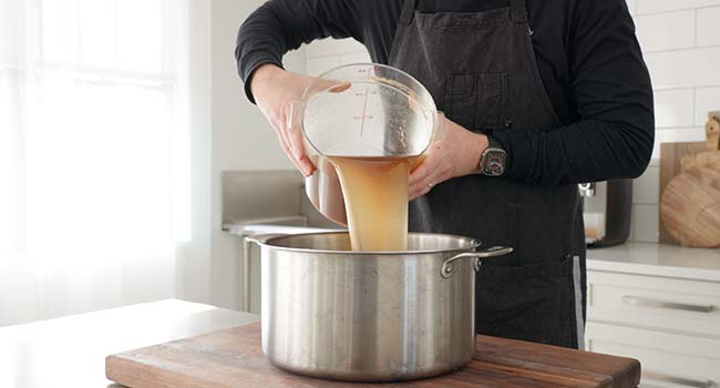 adding veal stock to espagnole sauce