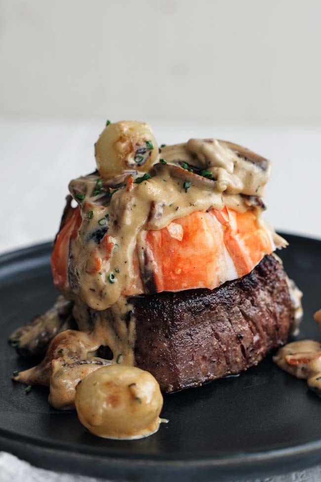 surf and turf with creamy mushrooms sauce