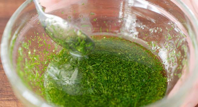 mixing dill and oil