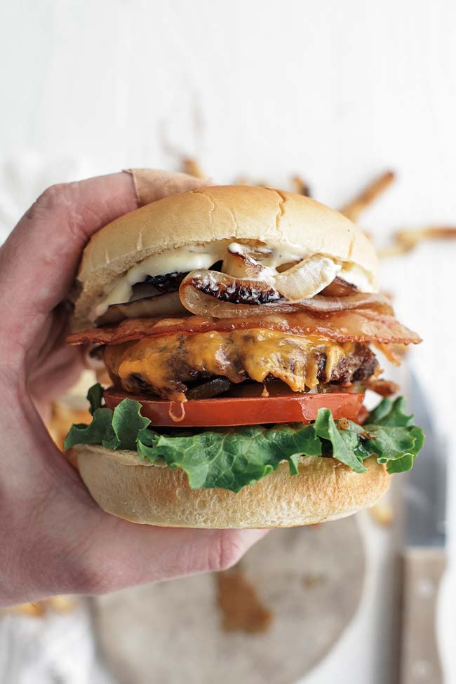 bacon cheddar burger 